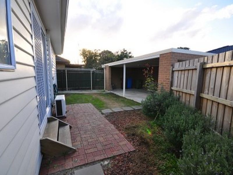 1/15 Carpenter Street, Noble Park VIC 3174