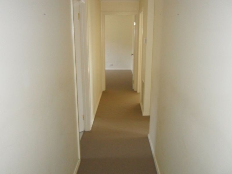 1/13 Treesbank Avenue, Noble Park VIC 3174