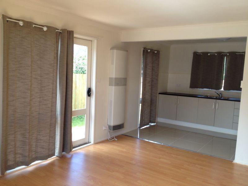 2/114 Kelvinside Road, Noble Park VIC 3174