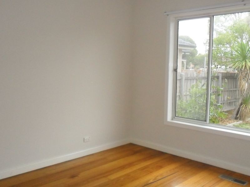 31 Kelvinside Road, Noble Park VIC 3174