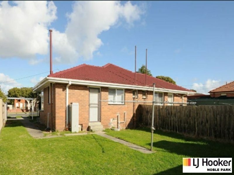 2/1 McFees Road, Dandenong North VIC 3175