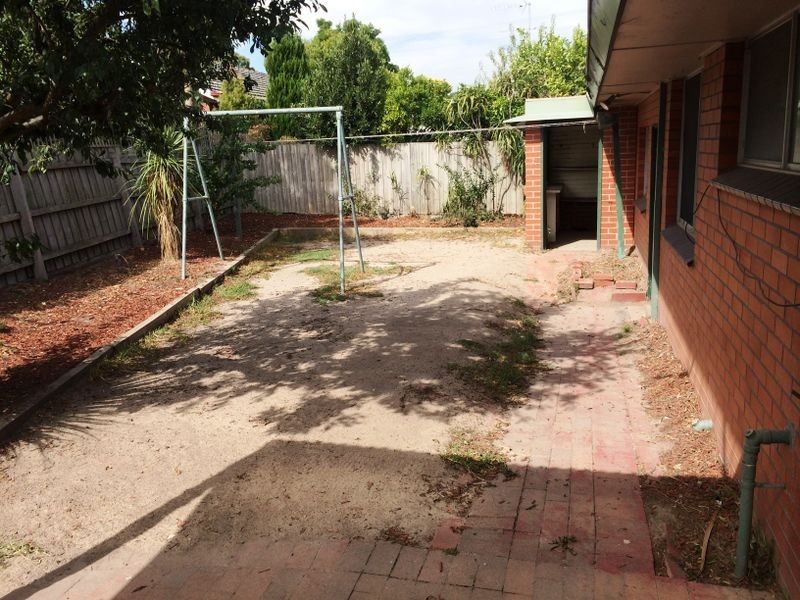 25 Southern Drive, Dingley VIC 3172