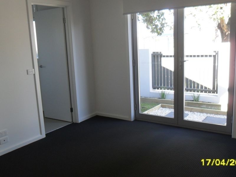 29 College Crescent, Keysborough VIC 3173