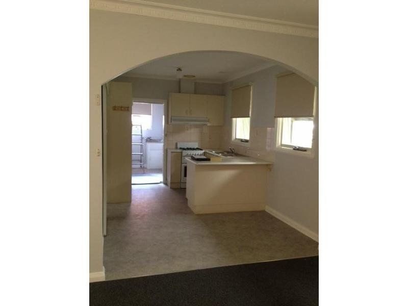 14 Silvan Avenue, Springvale VIC 3171