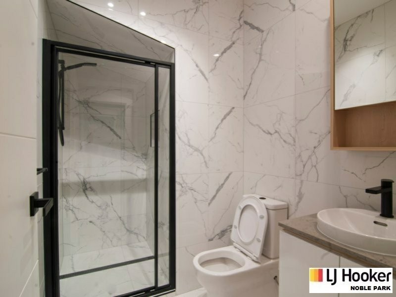 2/4 Plum Street, Doveton VIC 3177