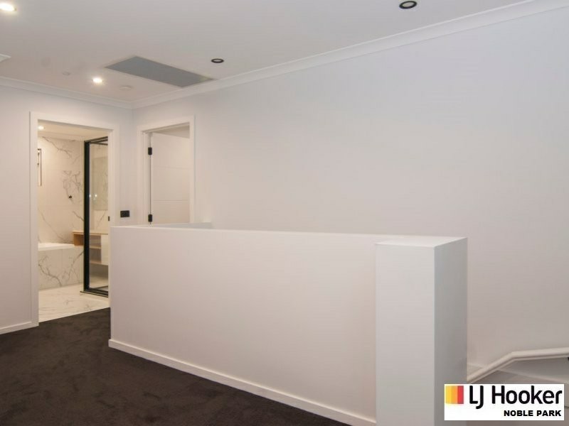 2/4 Plum Street, Doveton VIC 3177