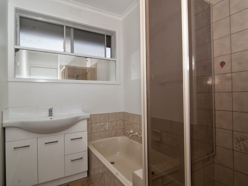 33 Athol Road, Noble Park VIC 3174