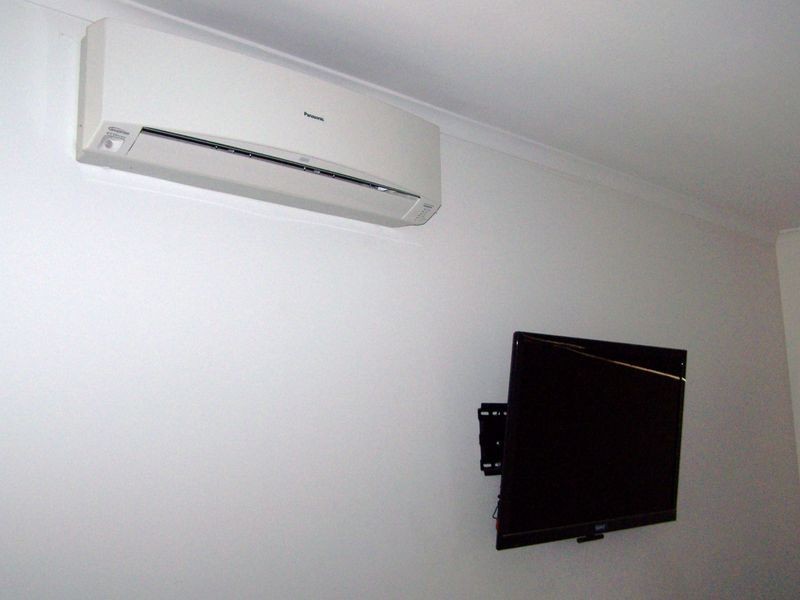 4/10 Bloomfield Road, Noble Park VIC 3174