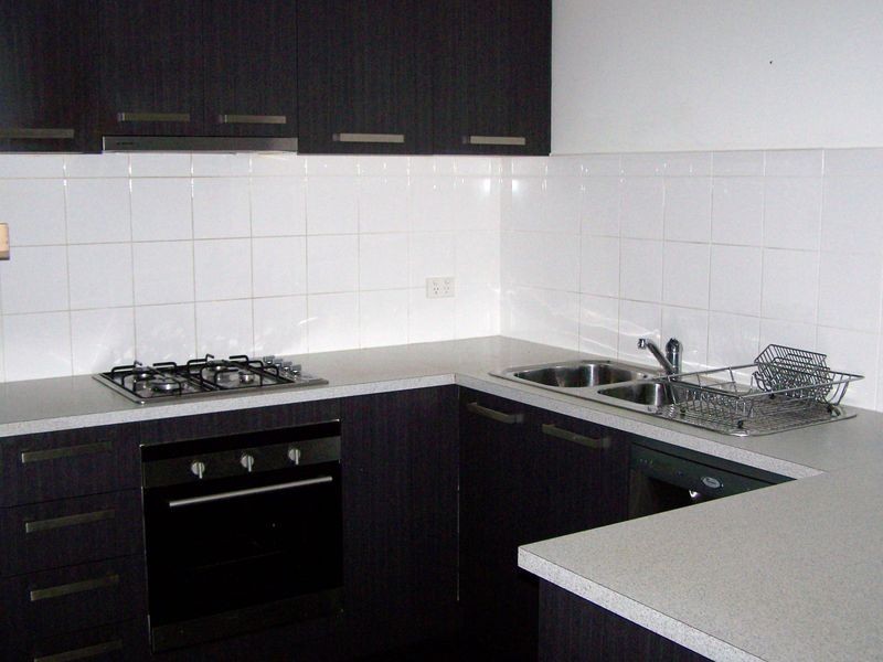 4/10 Bloomfield Road, Noble Park VIC 3174