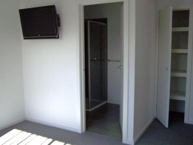 4/10 Bloomfield Road, Noble Park VIC 3174