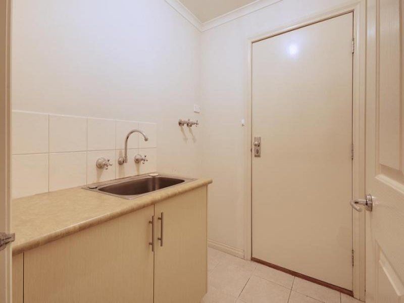 4/64 Chandler Road, Noble Park VIC 3174