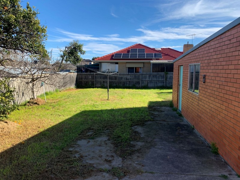 72 Leonard Avenue, Noble Park VIC 3174