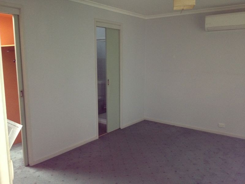 20 Piccadilly Crescent, Keysborough VIC 3173