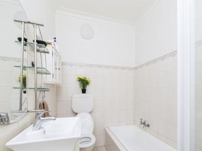 136 Railway Parade, Noble Park VIC 3174