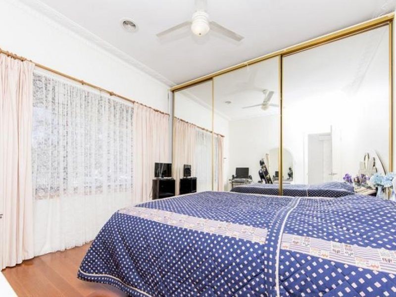 136 Railway Parade, Noble Park VIC 3174