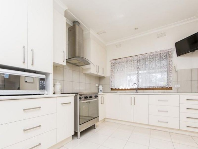 136 Railway Parade, Noble Park VIC 3174