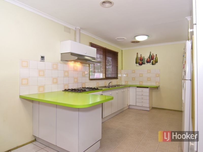 32 Kirribilli Avenue, Keysborough VIC 3173