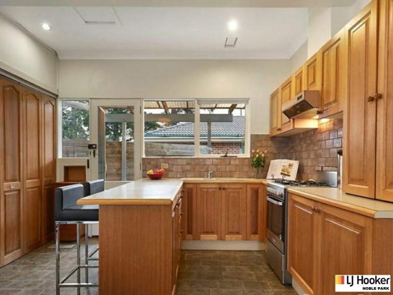 1/35 Kingsley Grove, Mount Waverley VIC 3149