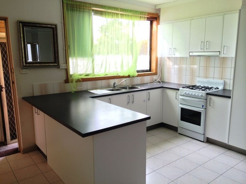 9A Wardale Road, Springvale South VIC 3172