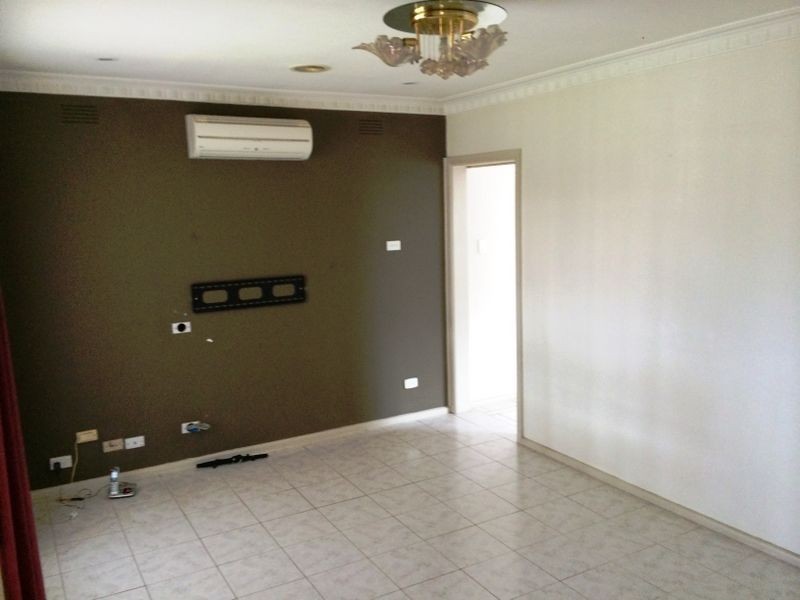 16 Finchaven Avenue, Keysborough VIC 3173