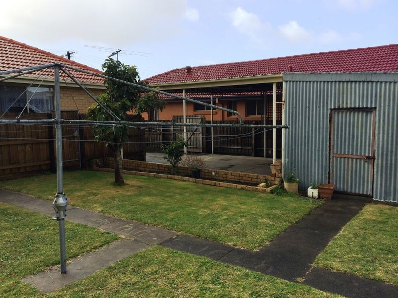 16 Finchaven Avenue, Keysborough VIC 3173