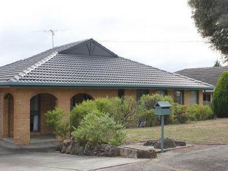 19 Suffolk Road, Dandenong North VIC 3175