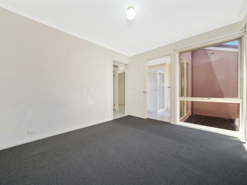 4/1 Briggs Crescent, Noble Park VIC 3174