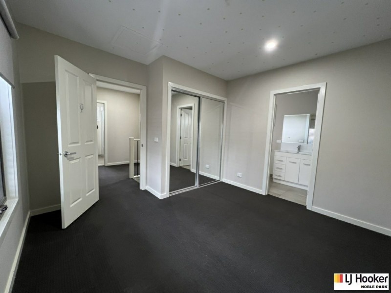 1 /27 Leonard Avenue, Noble Park VIC 3174