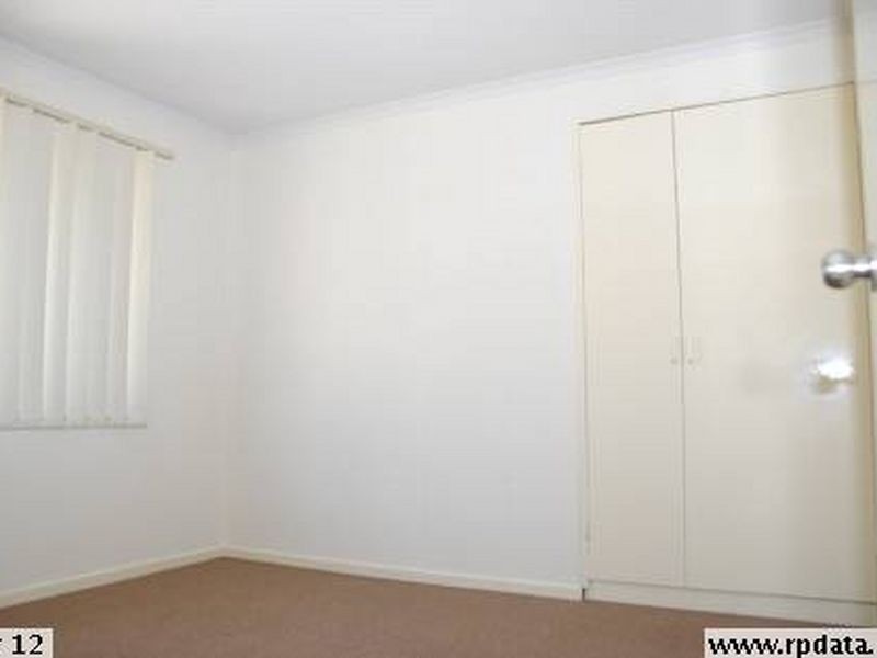 1-2/143 Pound Road, Hampton Park VIC 3976