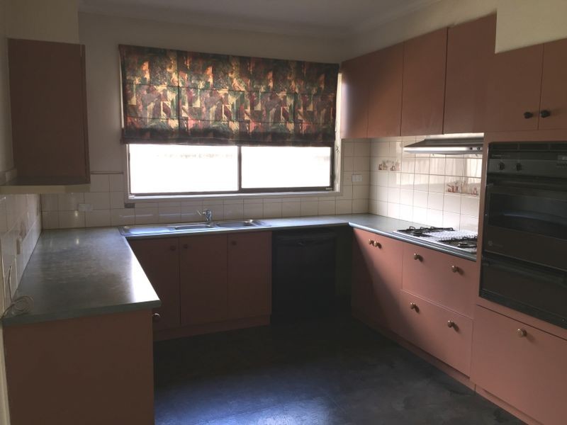 17 Mons Parade, Noble Park VIC 3174