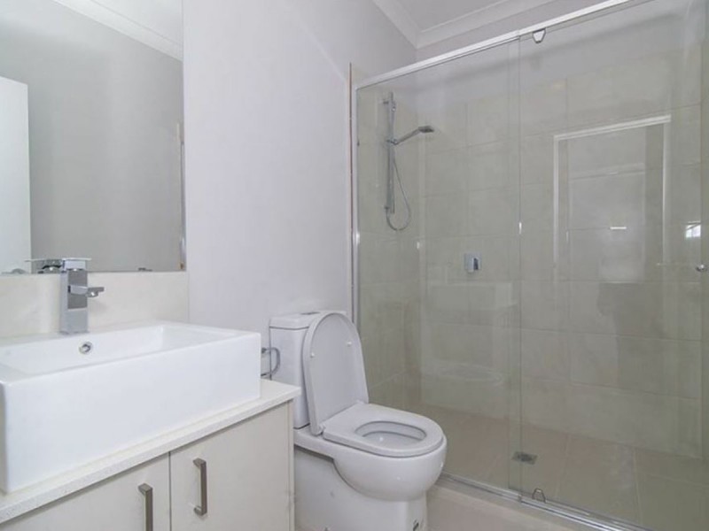 3/21 Wall Street, Noble Park VIC 3174