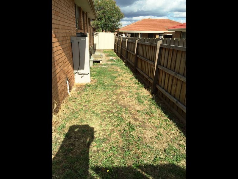 1/100 Ross Street, Dandenong VIC 3175