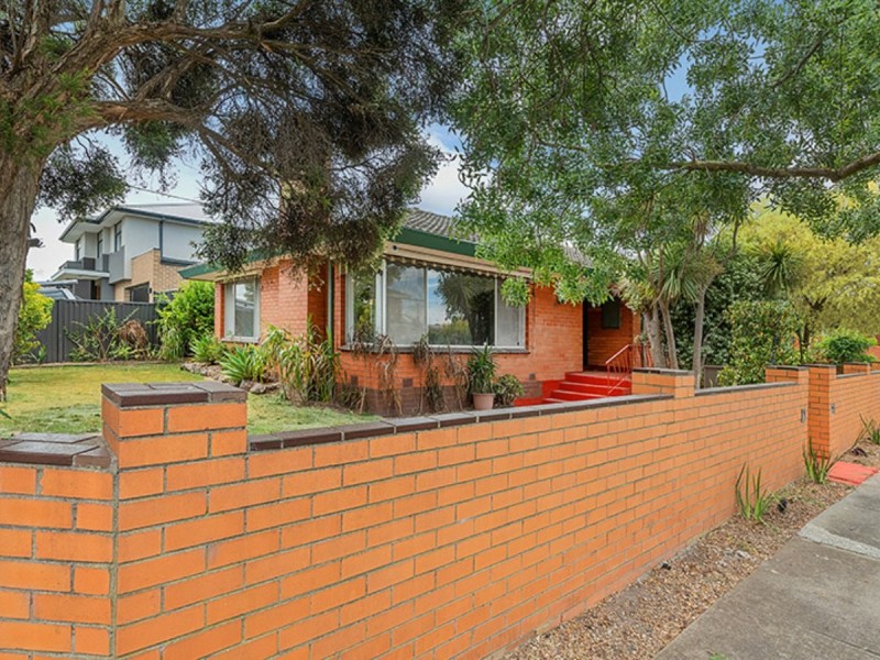 25 Southern Drive, Dingley Village VIC 3172