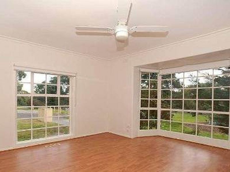 1/7 Ronald Avenue, Noble Park VIC 3174