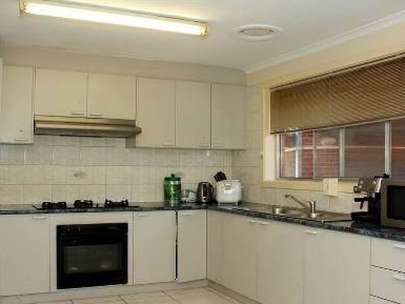 26 Fairbank Road, Clayton South VIC 3169