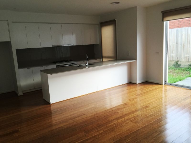 2/31 Bowmore Road, Noble Park VIC 3174