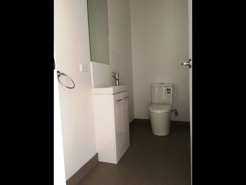 2/31 Bowmore Road, Noble Park VIC 3174