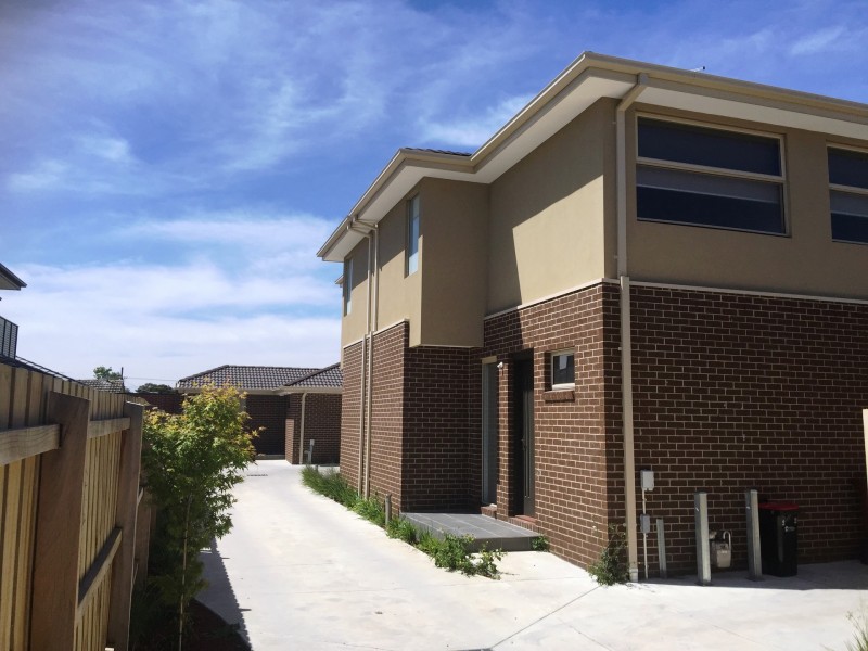 2/21 Rutherglen Street, Noble Park VIC 3174