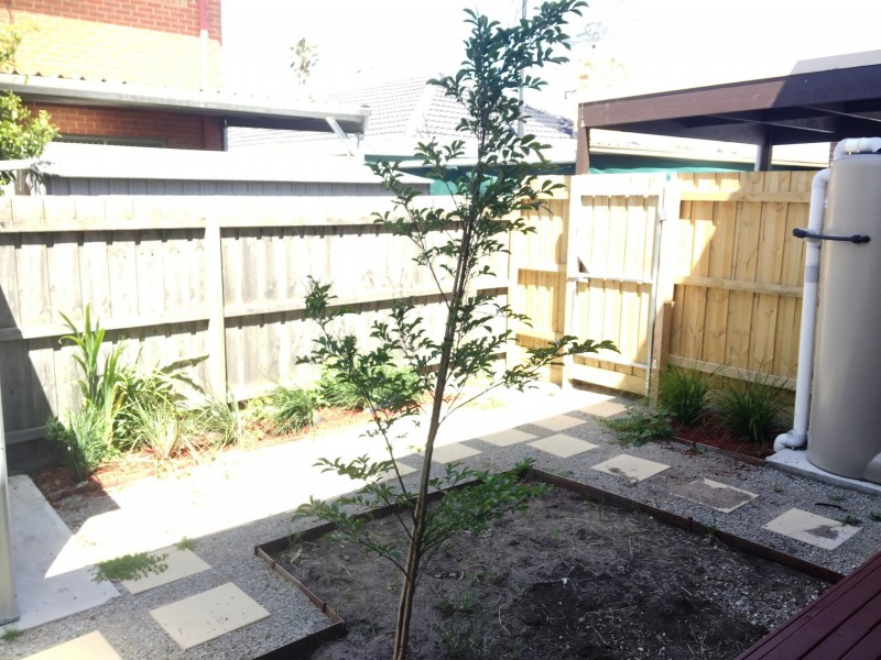 2/21 Rutherglen Street, Noble Park VIC 3174