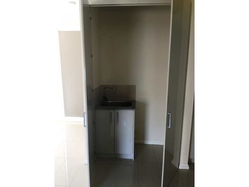 2/21 Rutherglen Street, Noble Park VIC 3174