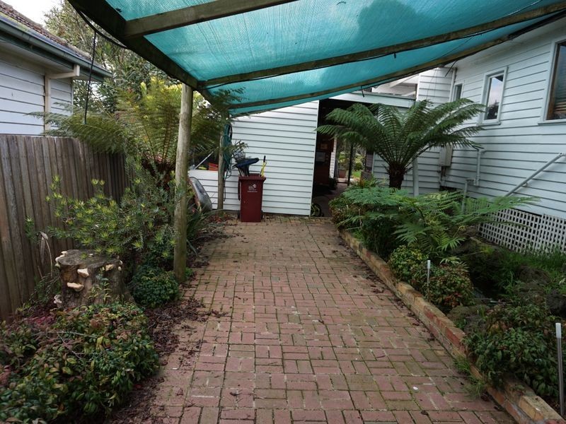 1 Joan Court, Noble Park North VIC 3174