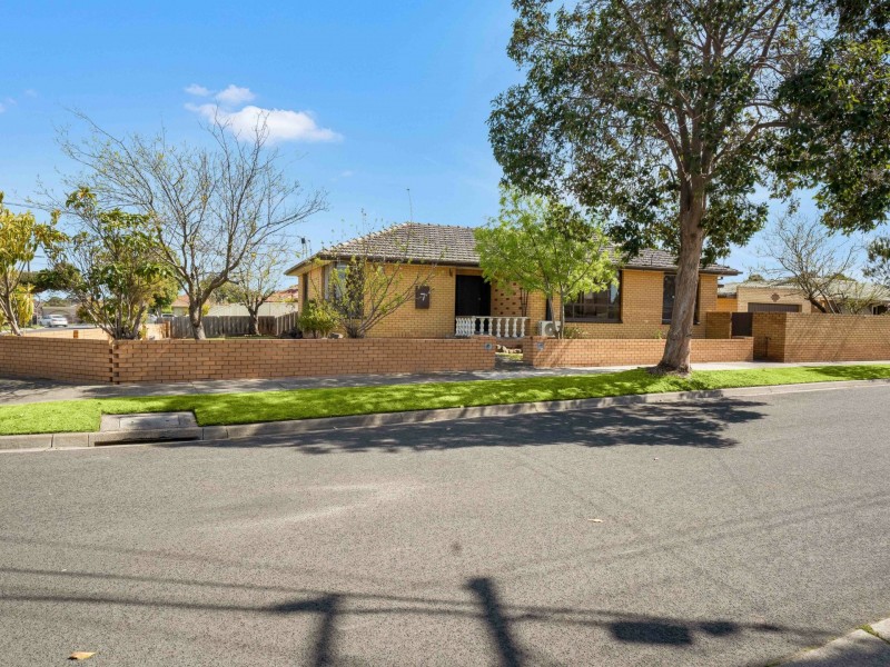 7 Turramurra Drive, Keysborough VIC 3173