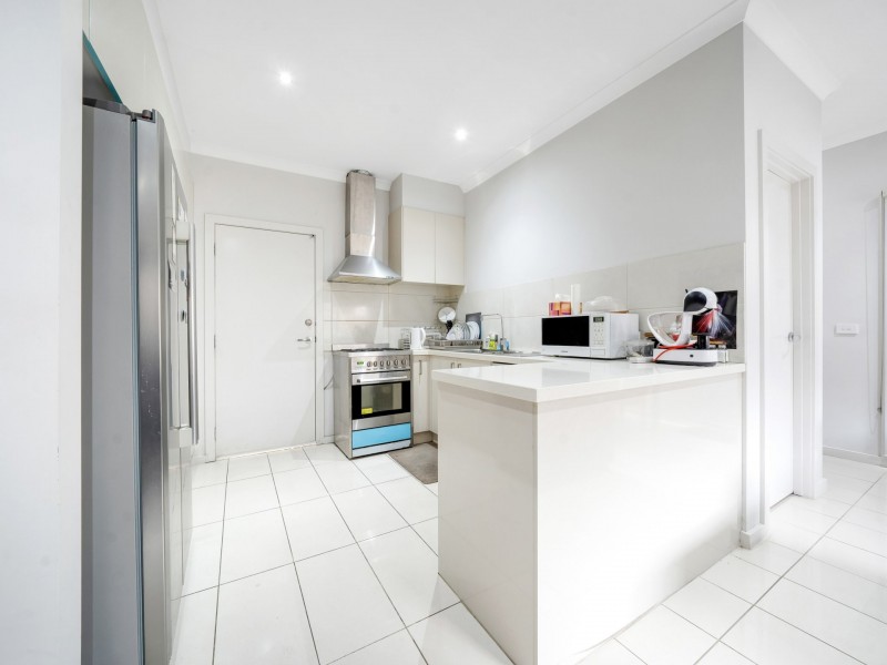 4/21 Wall Street, Noble Park VIC 3174