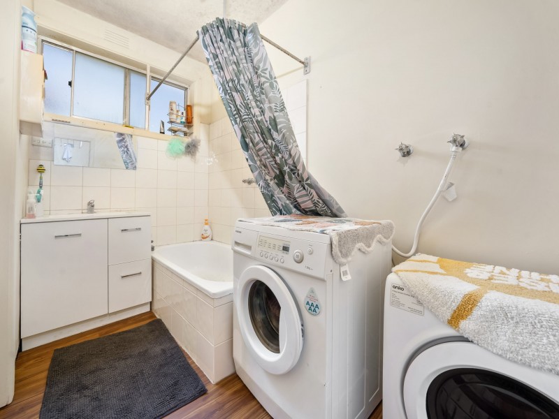 Apartment 10/21 Potter Street, Dandenong VIC 3175