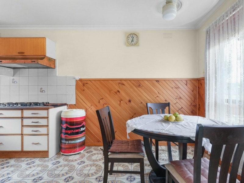 17 Bloomfield Road, Noble Park VIC 3174