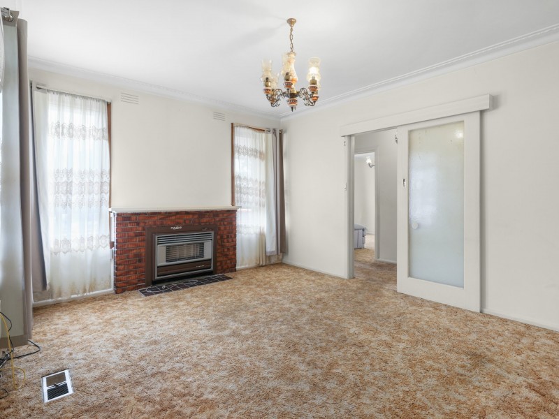 17 Bloomfield Road, Noble Park VIC 3174