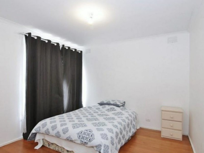 4/16 Kelvinside Road, Noble Park VIC 3174