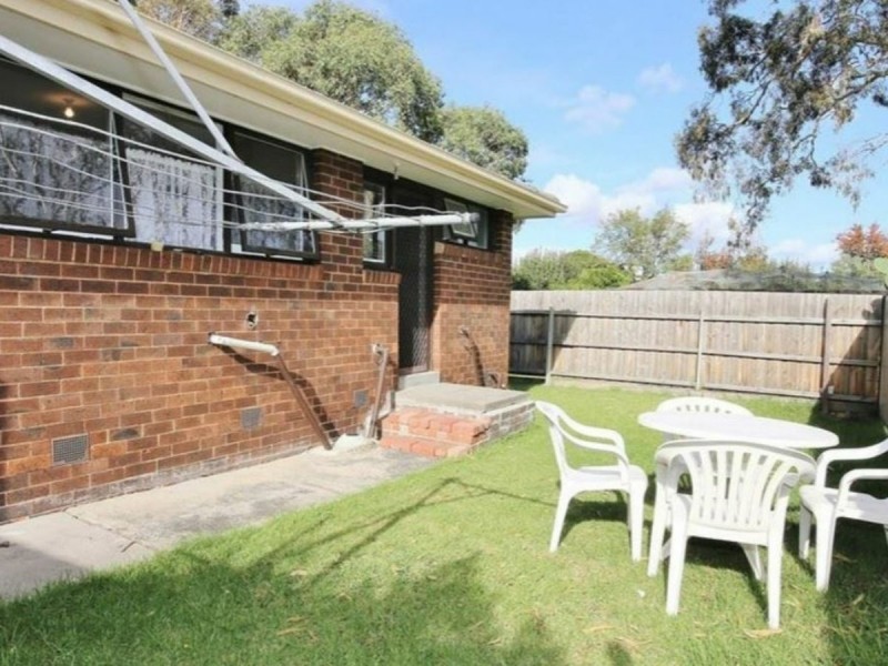 4/16 Kelvinside Road, Noble Park VIC 3174