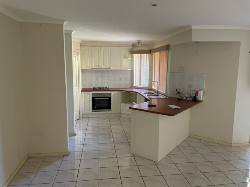 15 Harold Keys Drive, Narre Warren VIC 3805