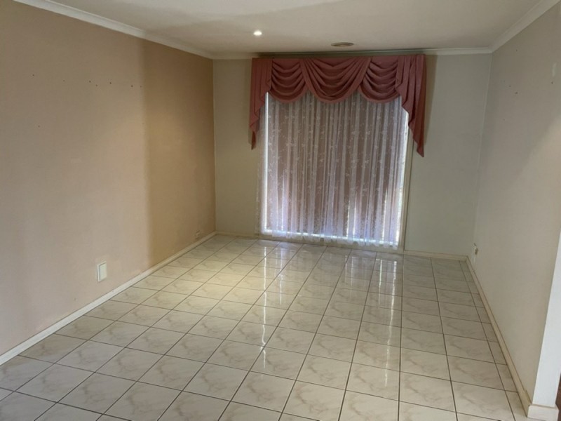 15 Harold Keys Drive, Narre Warren VIC 3805